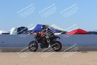 media/Nov-06-2023-Moto Forza (Mon) [[ce023d0744]]/4-Beginner Group/Session 4 (Finish Line Checker)/